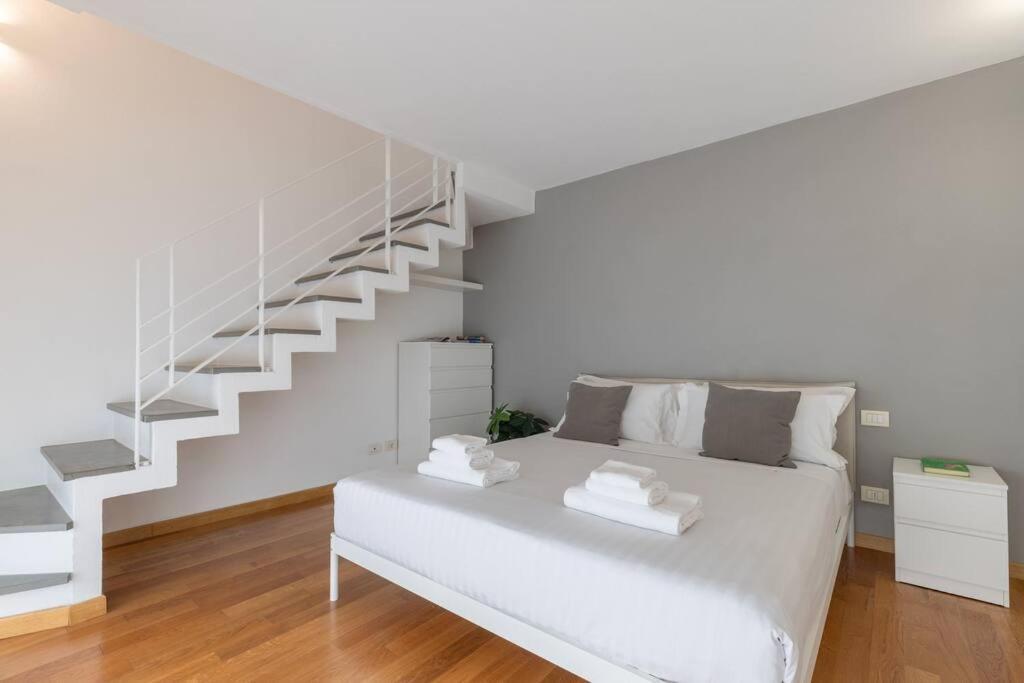 Ammirato Duplex In Firenze Eksteriør billede